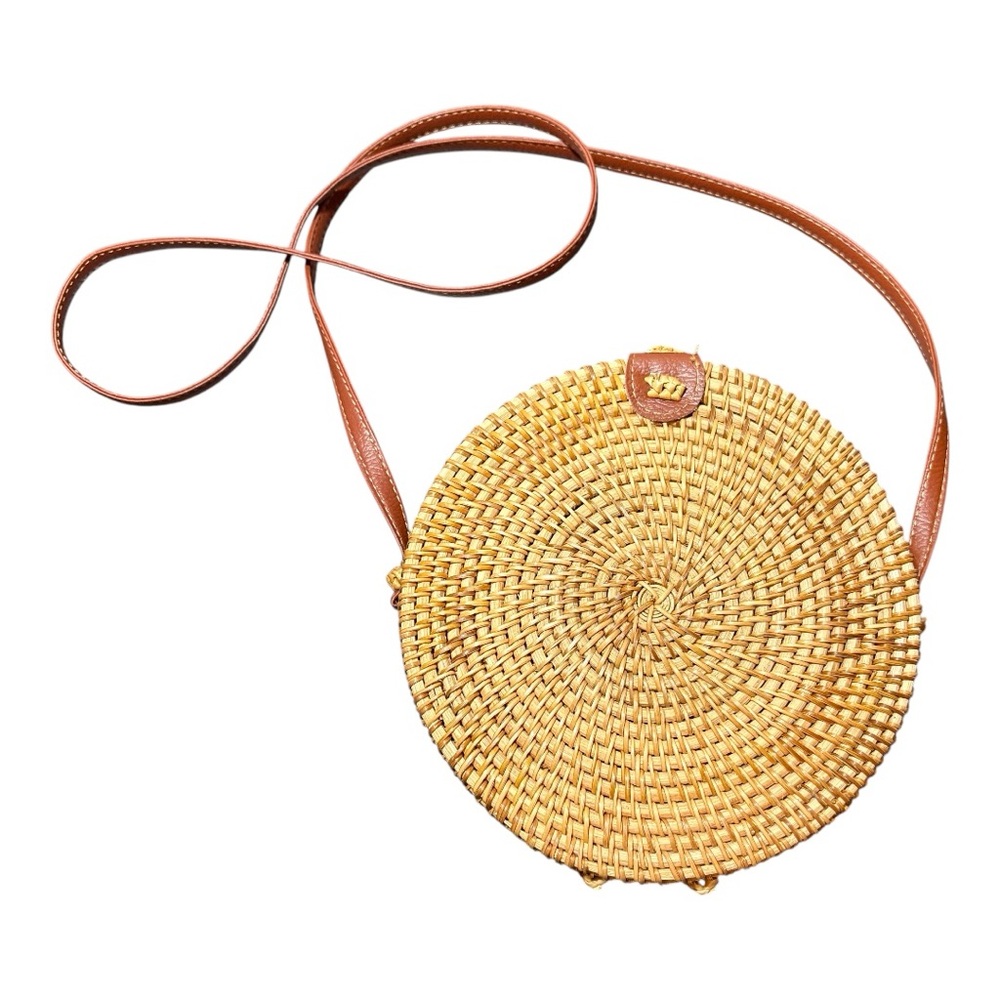 Beautiful Round Tan Rattan Crossbody Bag